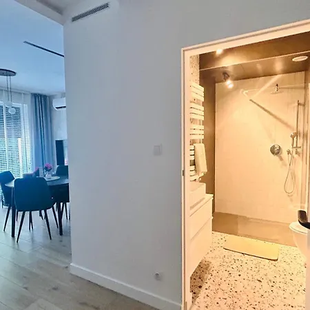 Apartment Sloneczny 23 *